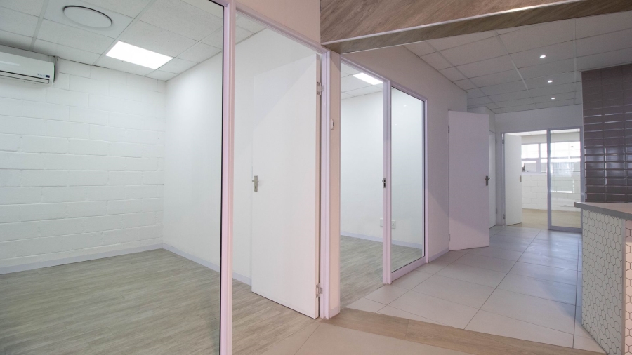 To Let Commercial Property for Rent in Woodstock Western Cape